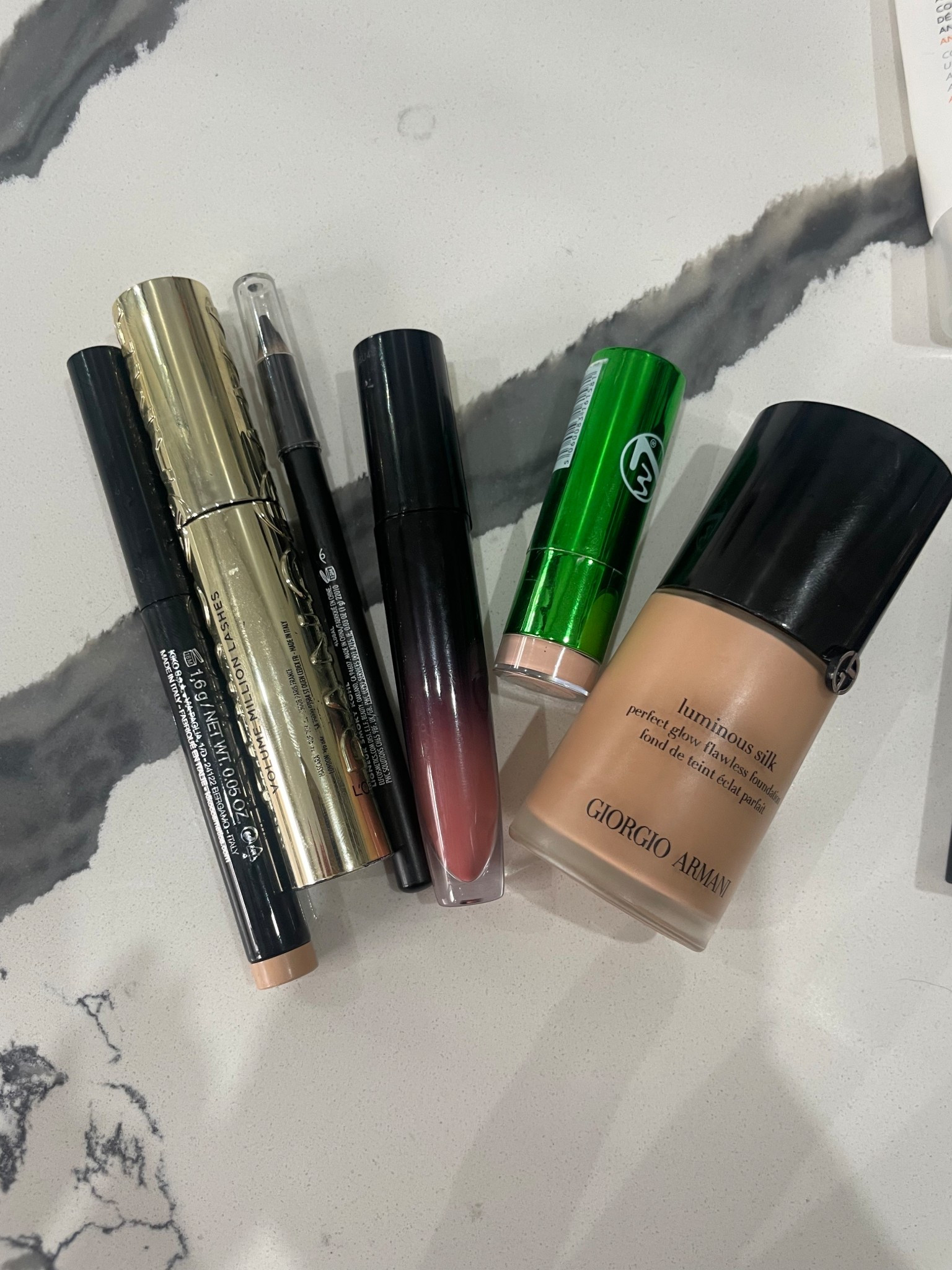 Bank holiday Weekend beauty makeup look

#LTKbeauty #LTKunboxing #LTKspring