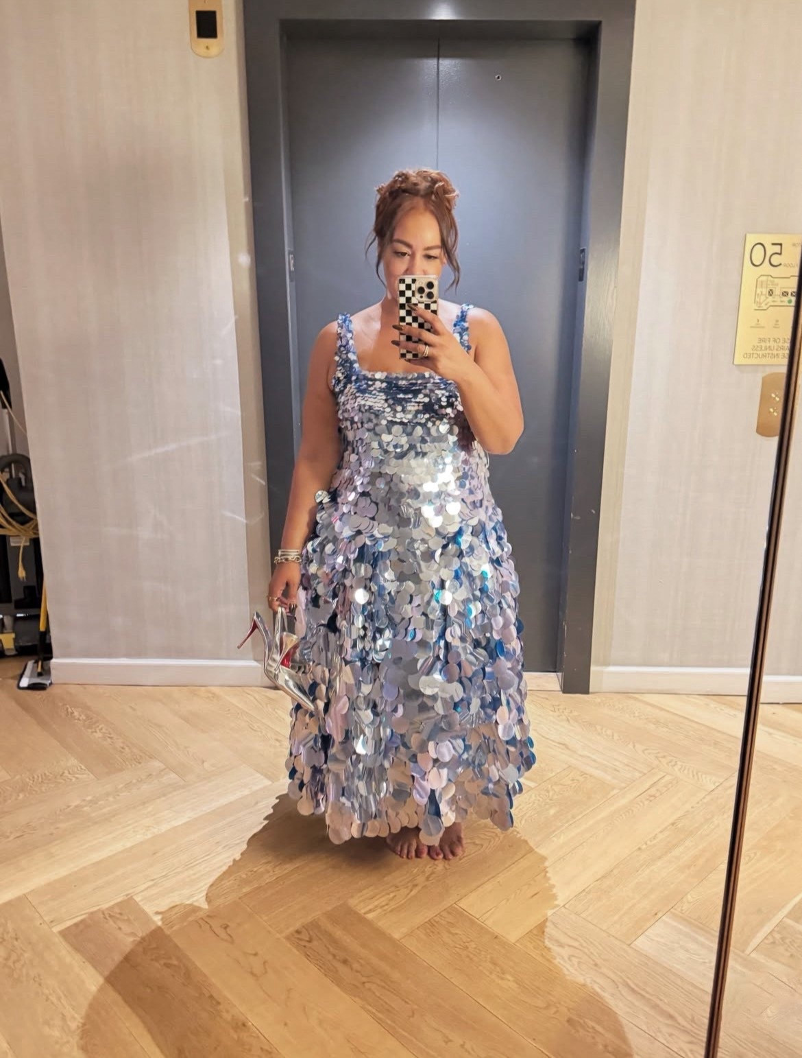 A little holiday sparkle for your feed ✨💎

#LTKStyleTip #LTKHoliday #LTKMidsize