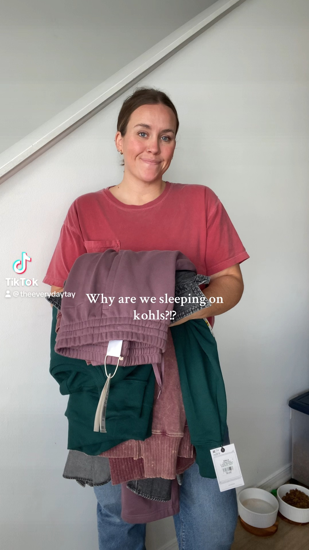 Midsize/apron belly friendly Kohls haul 

#LTKVideo #LTKMidsize #LTKSaleAlert