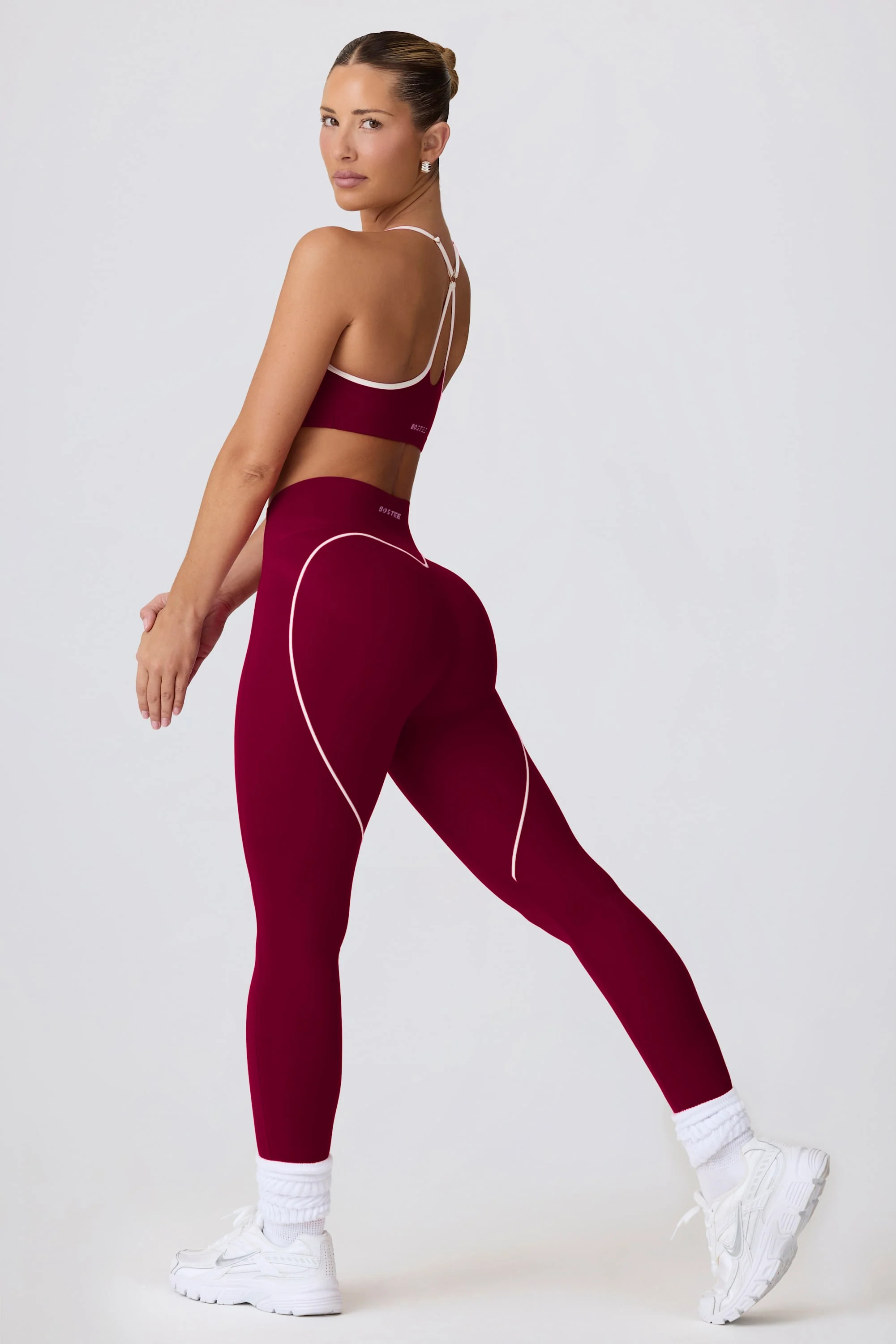Soft Active Mid-Rise Leggings in Burgundy | Bo+Tee