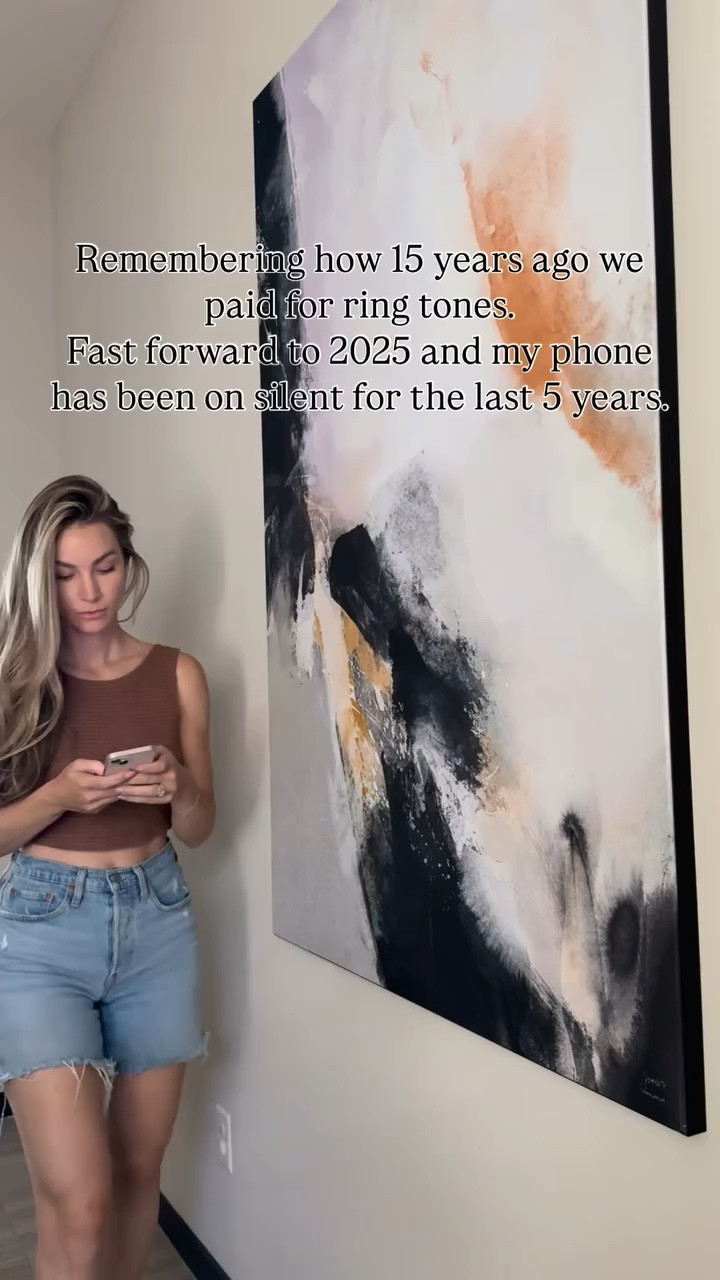 Mine was Party in the USA by Miley ♥️ What was yours? 

#humor #backintheday #whenwewereyoung