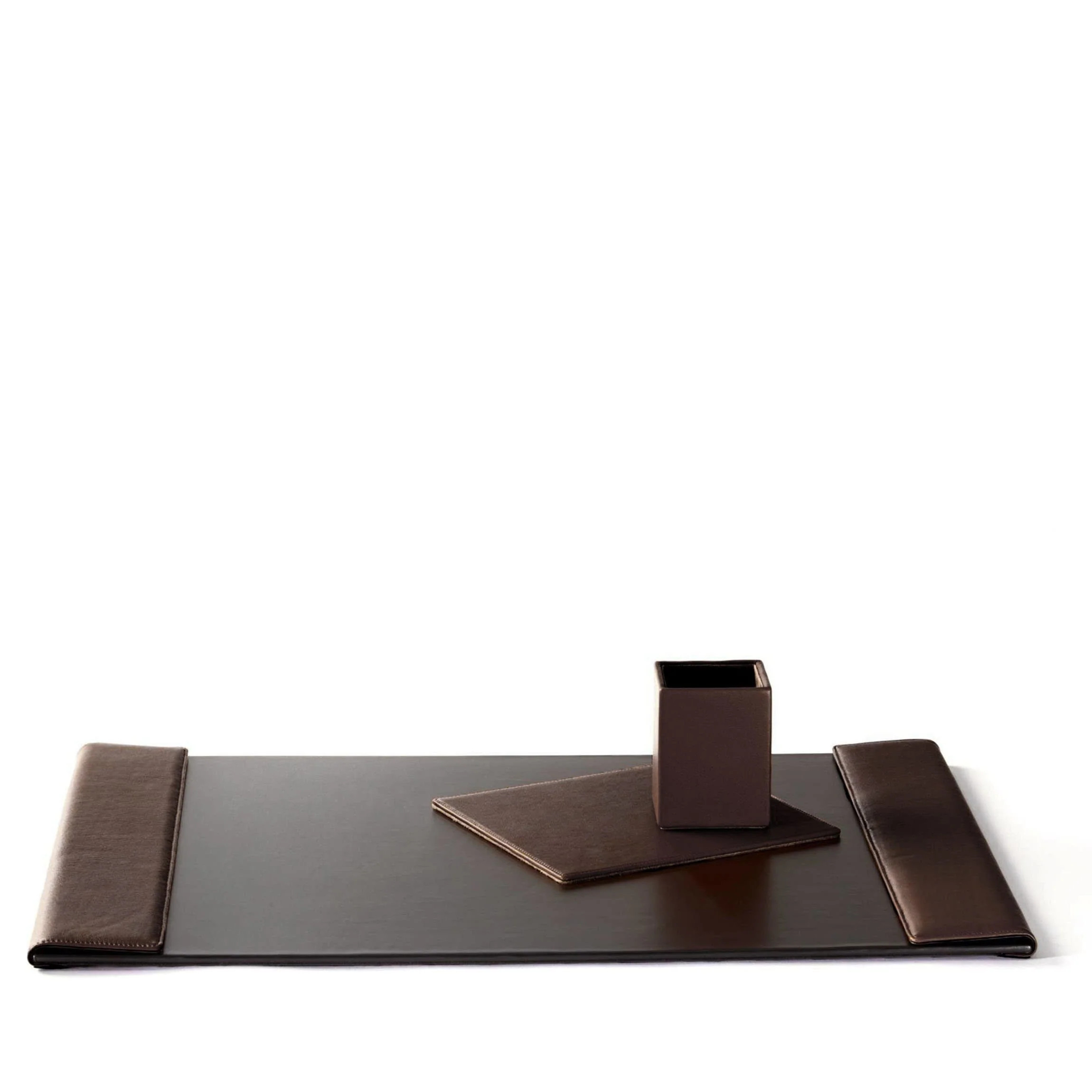 Classic Desk Accessories Set Brown | Leatherology