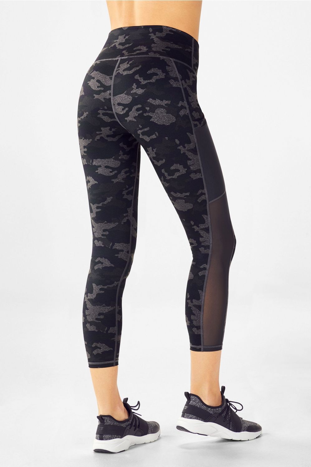Mila High-Waisted Pocket Capri | Fabletics