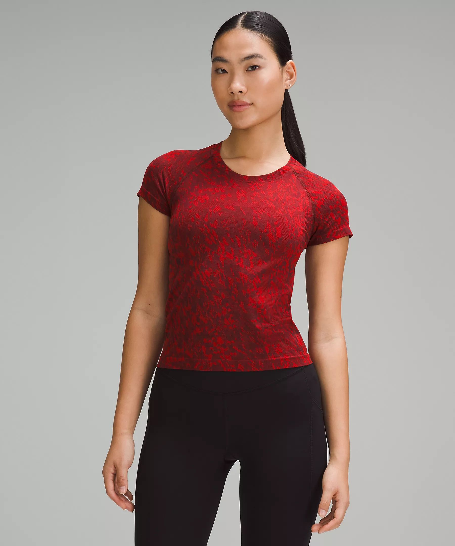 Lunar New Year Swiftly Tech Short-Sleeve Shirt 2.0 Race Length | Women's Short Sleeve Shirts & Te... | Lululemon (US)