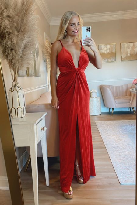 This red velvet maxi dress is stunning and such a good price! Also comes in black.

#LTKshoecrush #LTKstyletip #LTKSeasonal