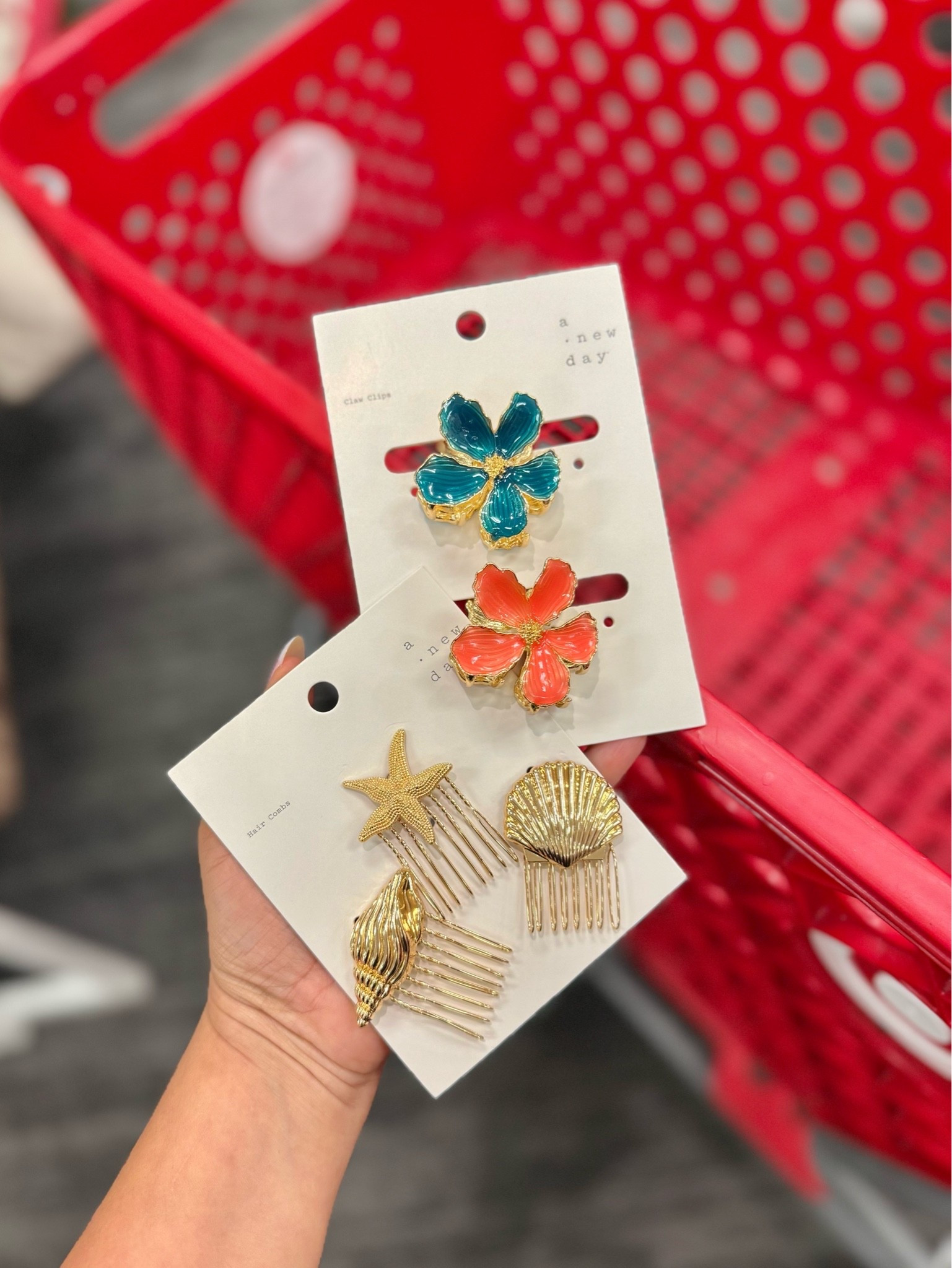 Summer hair accessories🐚