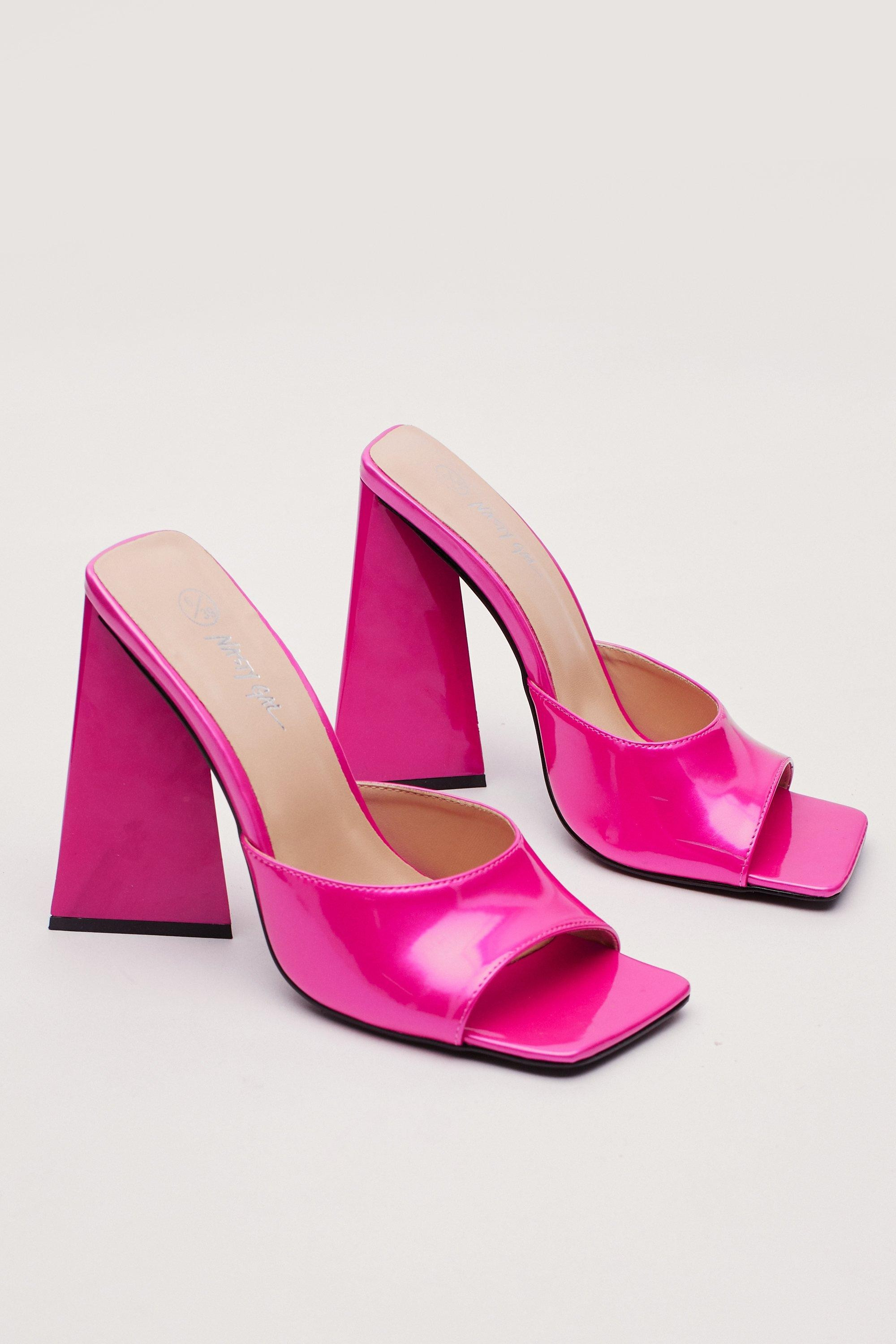 Mules vernies à plateforme et talon haut évasé | NastyGal (FR)