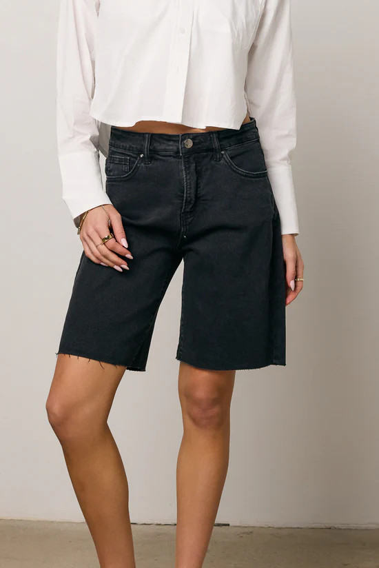 Lydia Bermuda Shorts in Black | Böhme US