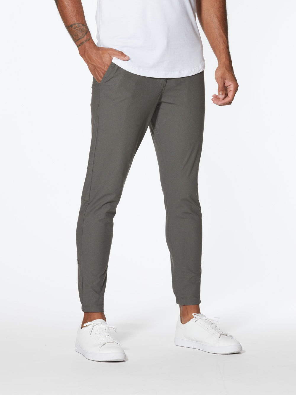 AO Jogger | Cuts Clothing