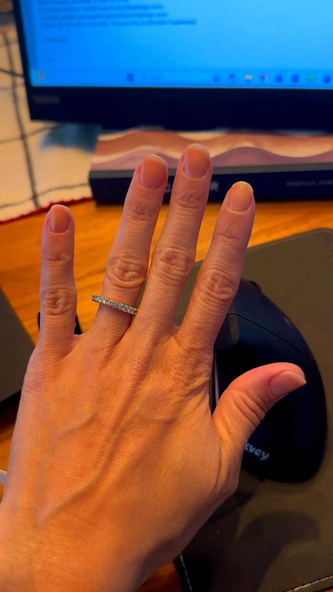 Kur Nail polish 
So easy to apply! New favorite ❤️ great option for adding to moms, sisters, friends presents!! 10/10

#LTKFindsUnder50 #LTKGiftGuide #LTKHoliday