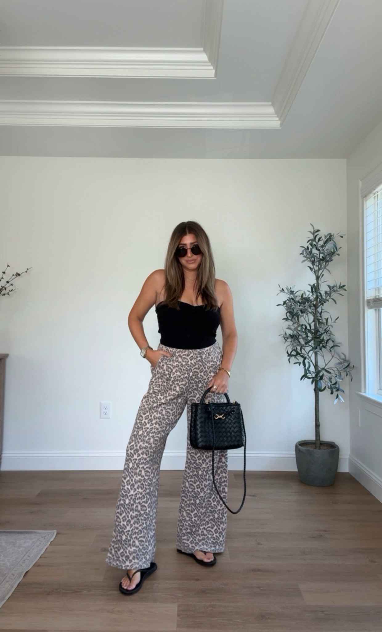 Casual outfit idea for fall 

Med pants small top 

#LTKSeasonal #LTKShoeCrush #LTKStyleTip