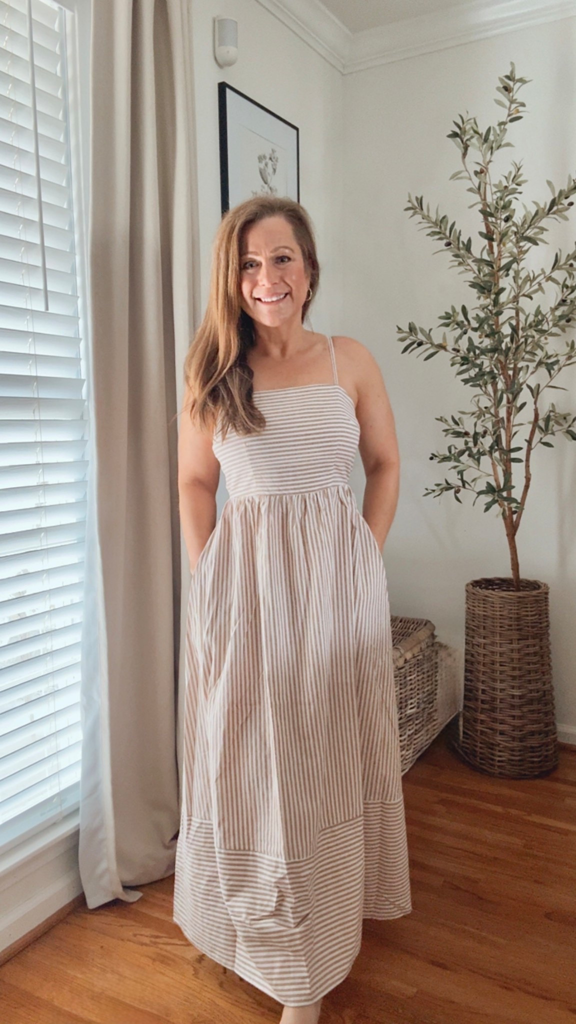 Maxi dress
Adjustable straps 
Smocked back detail with small back cutout 
4 colors 
Stripes or gingham pattern 

Perfect to wear alone or layered with a denim jacket or cardigan 

#LTKSeasonal #LTKmomlife #LTKMidsize

#LTKootd #LTKgrwm #LTKPetite