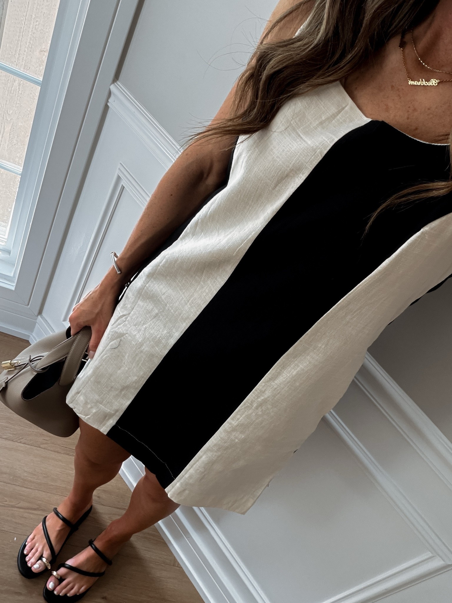 The perfect elevated and chic outfit for a day of shopping, lunch with friends, or an early dinner date. Comfortable, yet elegant, and all affordable!

#LTKmomlife #LTKootd #LTKgrwm