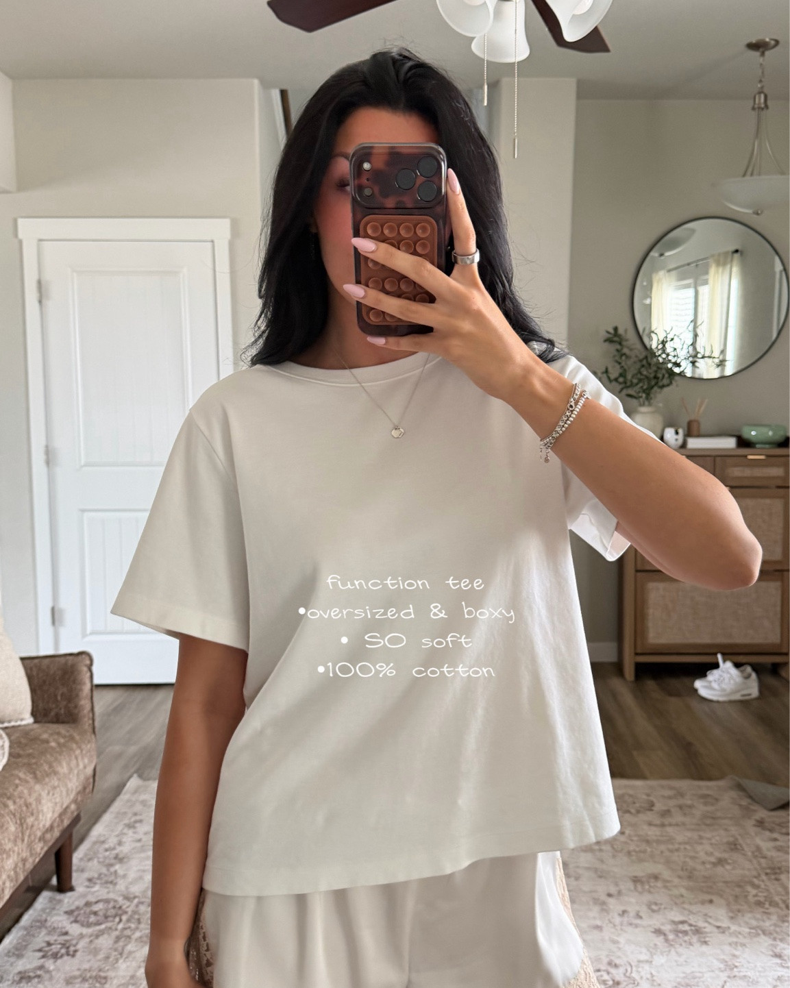 One of my favorite 100% cotton tees from @Aritzia I got a size large for an oversized fit!

#LTKootd #LTKSaleAlert #LTKgrwm