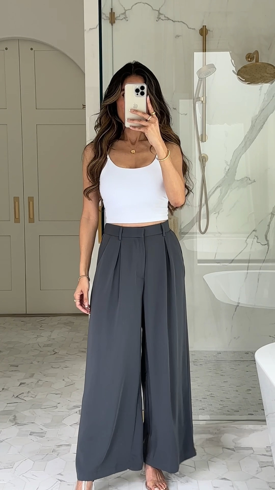 Scroll to shop!! Follow for more!! Xo! ✨

#LTKdayinmylife #LTKootd #LTKmomlife