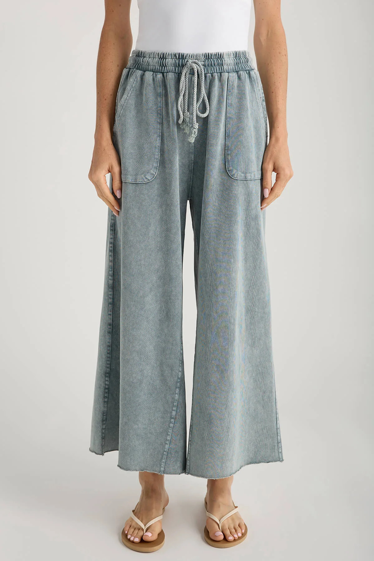 Easel Wide Leg Knit Pants | Social Threads