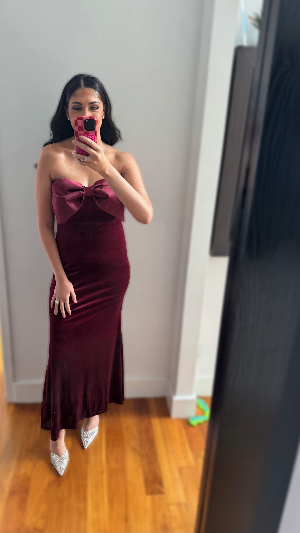 Holiday party dress. Family photo dresses

#LTKHoliday #LTKOver40 #LTKFindsUnder100