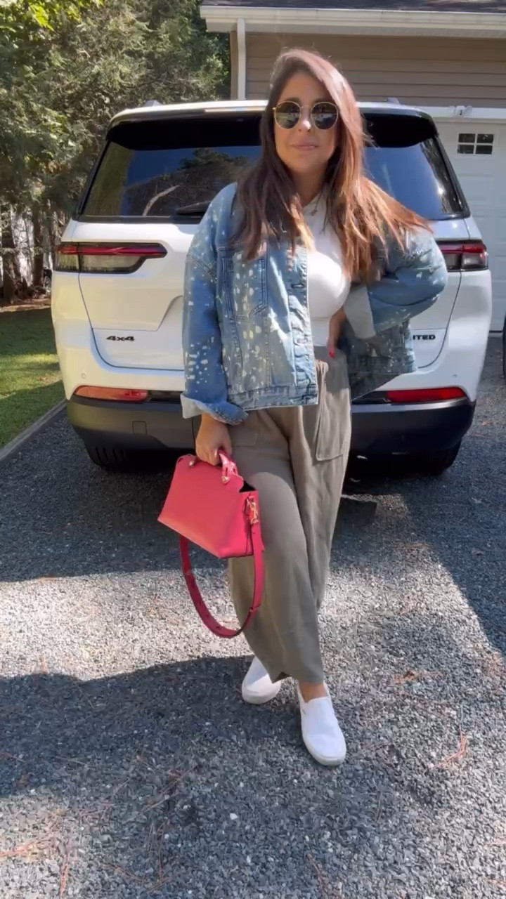 Sunny fall day OOTD. There’s nothing better than a jean jacket for transition months. Honestly, it’d be weird if I didn’t have on wide leg pants in the fall😂 All of this but the red fendi bag is from Amazon.

#LTKActive #LTKSeasonal #LTKFindsUnder50