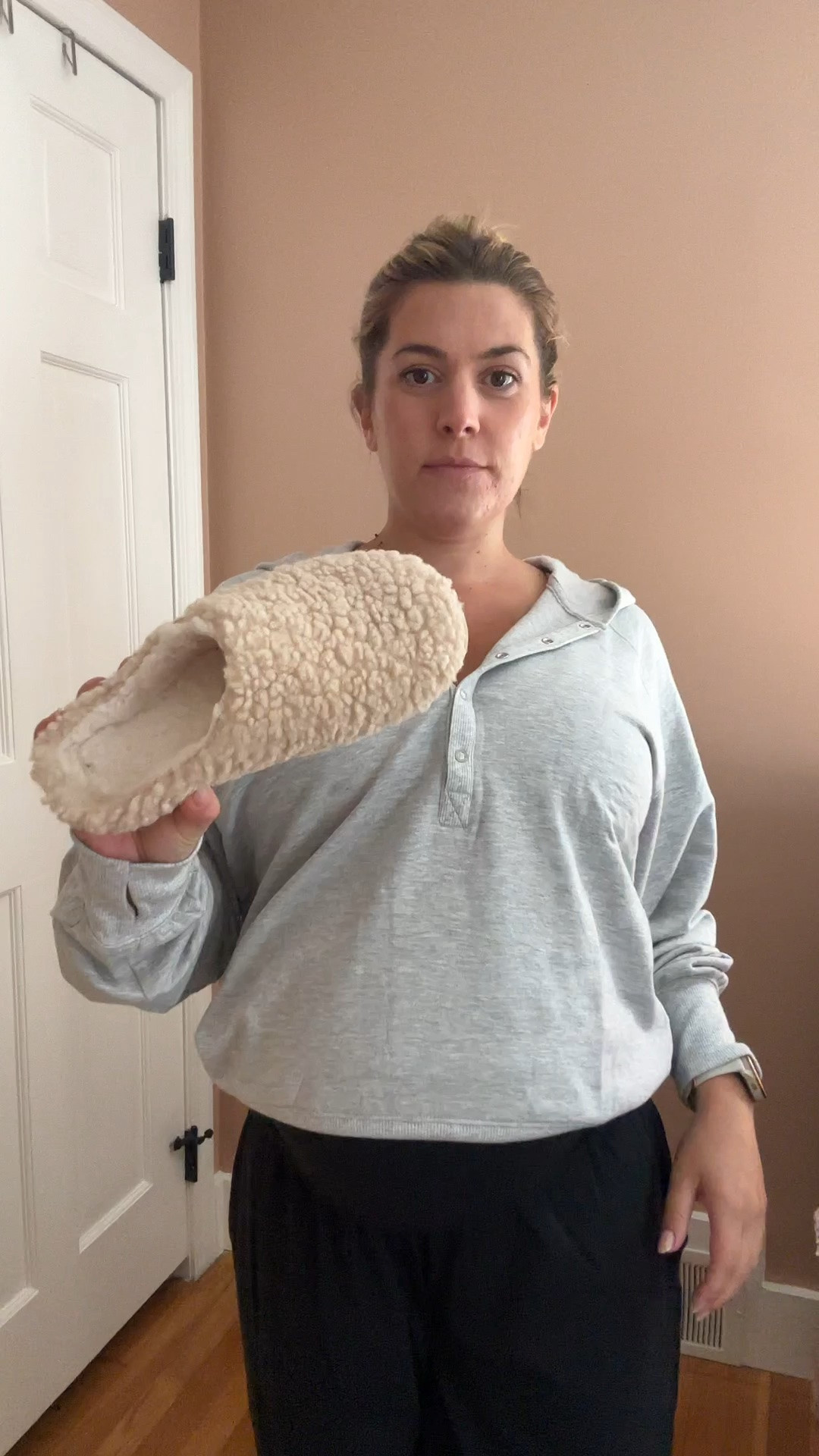 $20 Amazon Slippers I’ve been living in!

#LTKdayinmylife #LTKSaleAlert #LTKBump