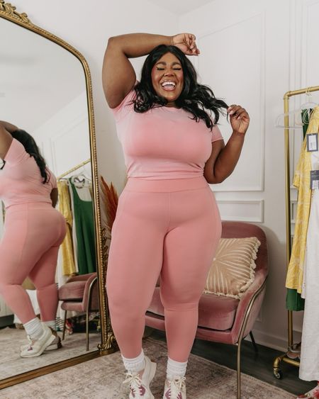 I can’t get over all the spring color options Calia has blessed us with! When I look good, I feel good✨ 

I’m wearing a size XL IN LEGGINGS and XXL in tops 

plus size fashion, fitness outfit inspo, leggings, workout, fitness set, spring gym set, gym outfit inspo, style guide, vacation, spring, summer

#LTKfitness #LTKfindsunder100 #LTKplussize