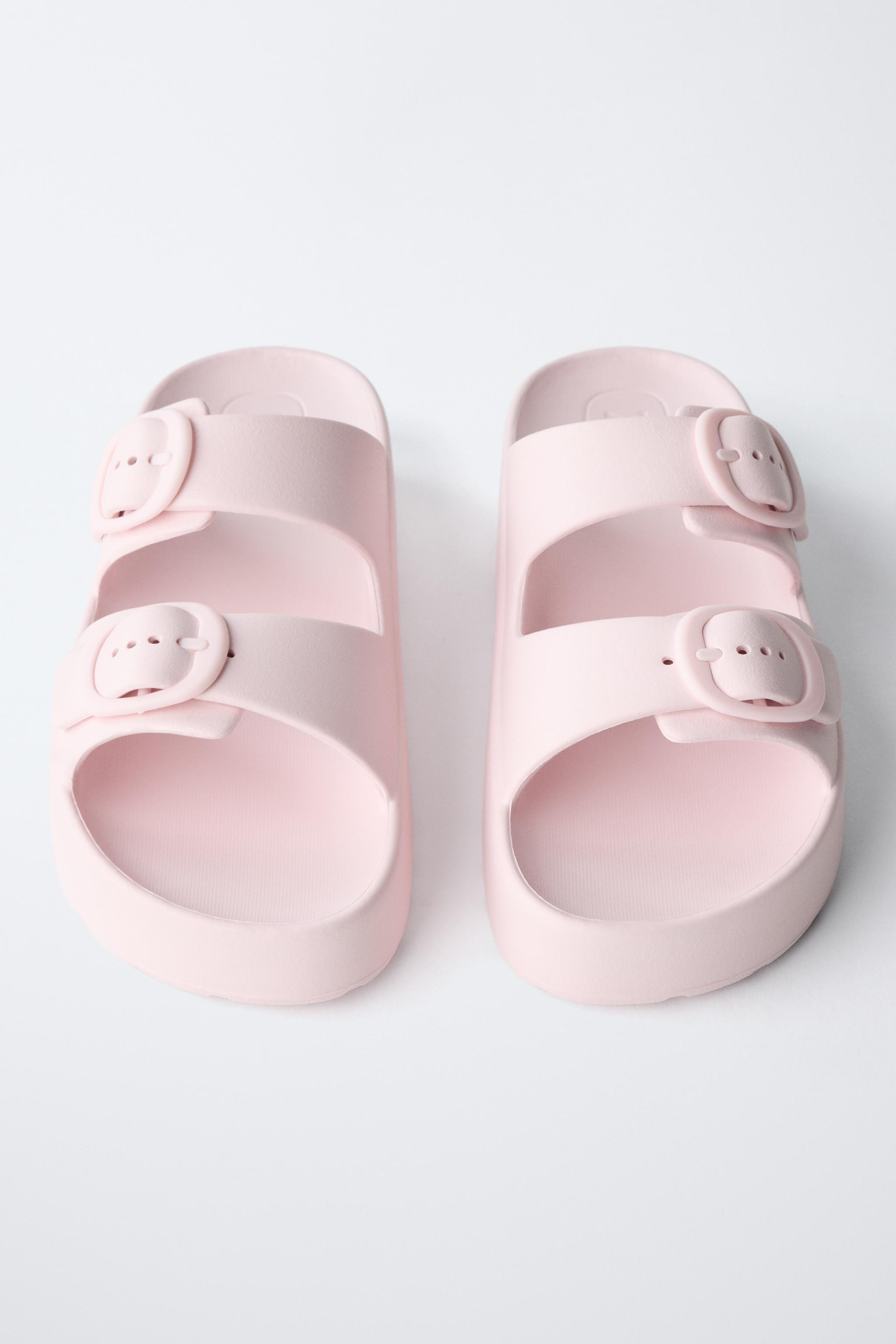 RUBBERISED BUCKLE SANDALS | Zara UK