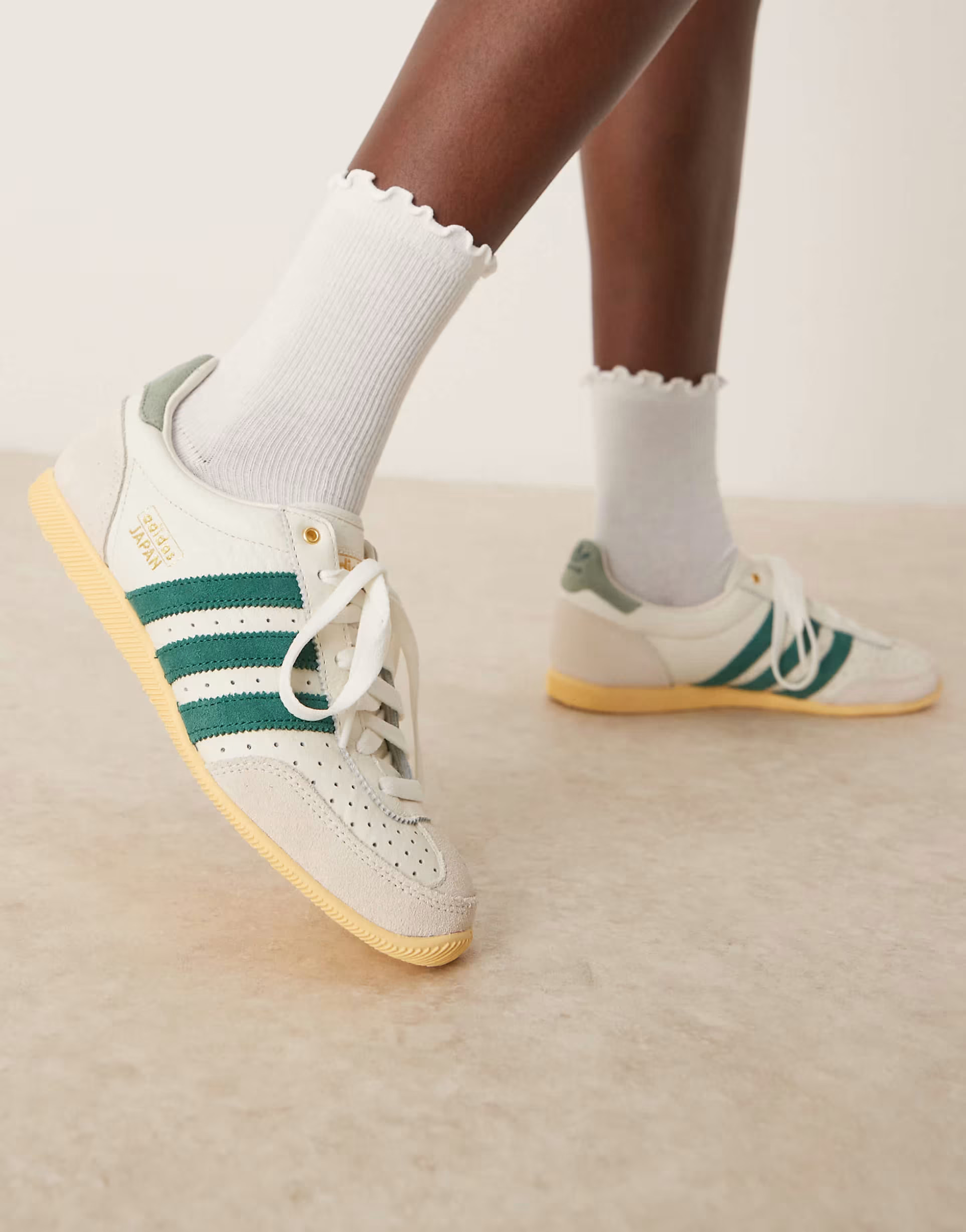 adidas Originals Japan low sneakers in white and green | ASOS (Global)