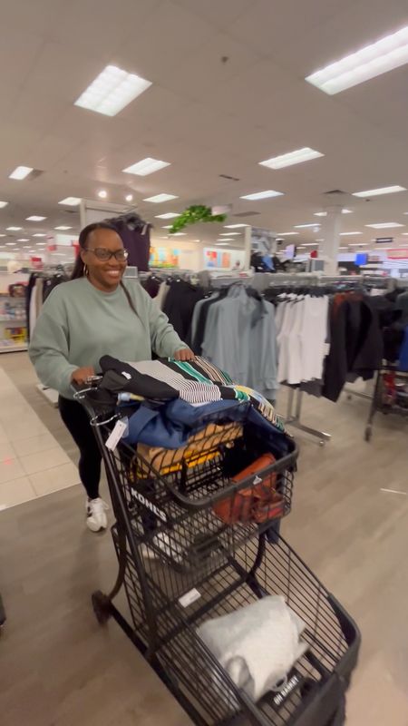 Last-minute shopping with Kohl’s! I love shopping my favorite brands at one of my favorite stores. Kohl’s not only has great prices, but they also have quality products, and that’s a win-win.

#LTKfindsunder50 #LTKSeasonal