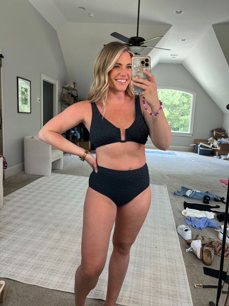 Obsessed w this deep teal textured bikini. So flattering & very stretchy - doesn’t dig into tummy. Full coverage bottoms 🙌🏼 TTS - M 
⭐️ Use code MORGB15 for 15% off $70+ ⭐️

@cupshe #cupshecrew #cupshe #holiday #summersale 

Size 8 cupshe swim cupshe size 
medium full coverage booty full booty mom swimsuit bikini swim 


#LTKFind #LTKswim #LTKunder50