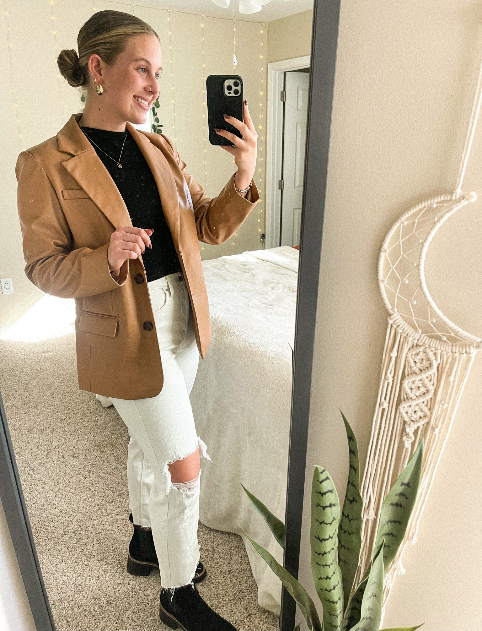 give me all the neutrals🤎🤍🖤

size medium in blazer and tank
size 8 in jeans 
8.5 for shoes 

#LTKSeasonal #LTKbeauty #LTKstyletip