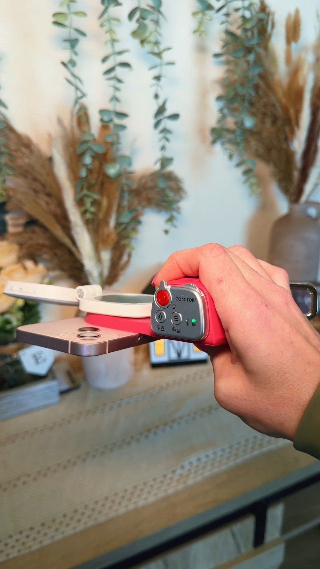 Moca Phone Grip Holder 

https://www.tiktok.com/t/ZP8mGjkaB/

#LTKSaleAlert #LTKvlog #LTKdayinmylife