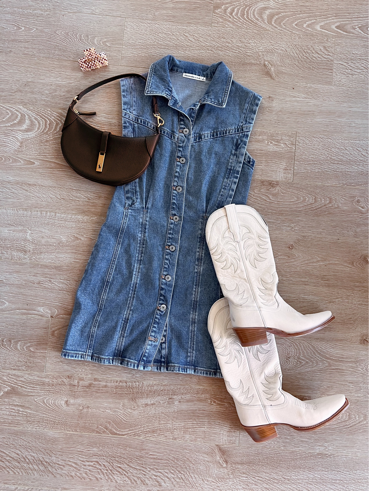 loving the denim dress trend !

#LTKFallSale #LTKSaleAlert #LTKSeasonal