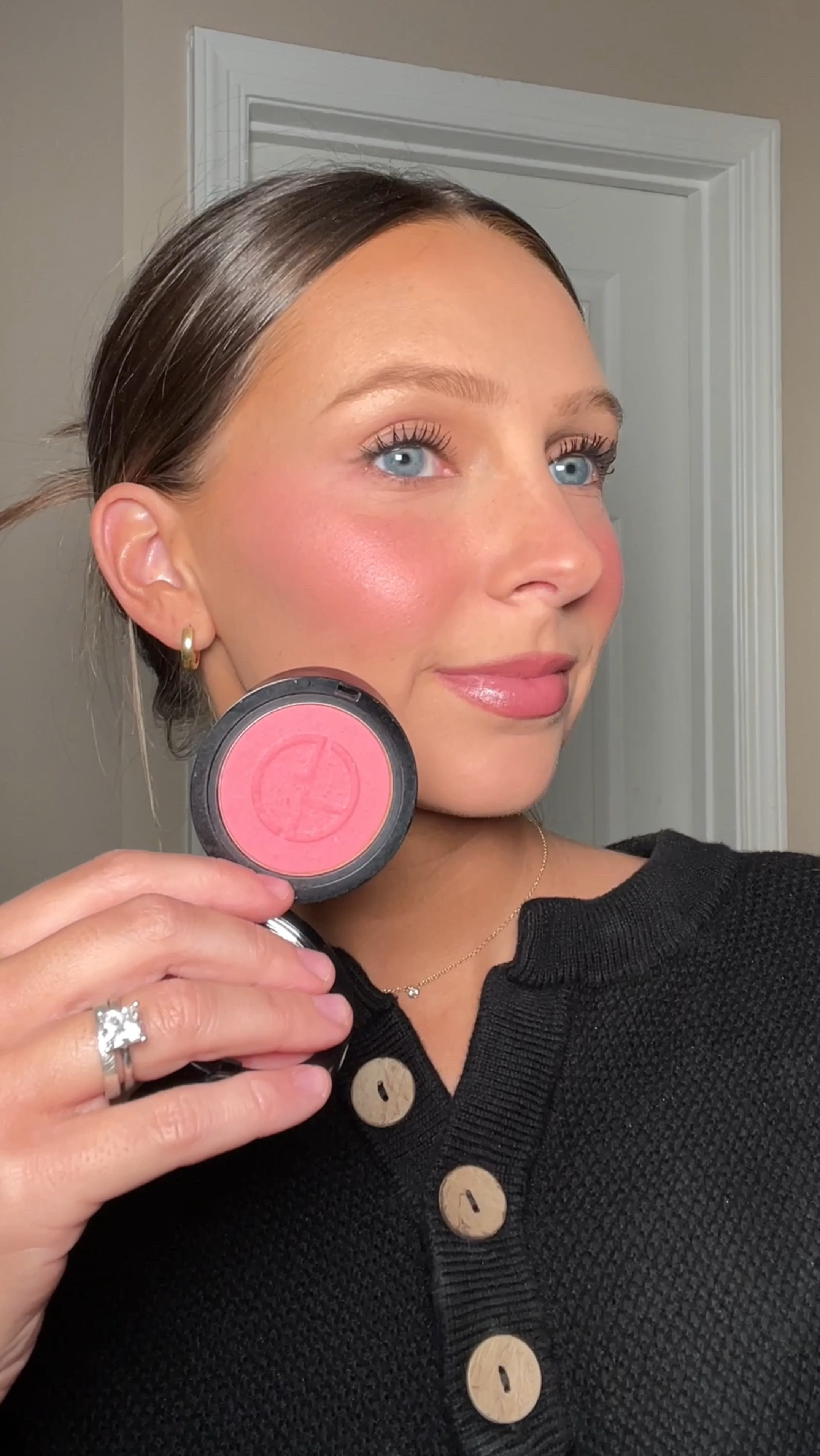 Sephora favorite : Armani powder blush🎀🩷

#LTKBeauty #LTKSaleAlert #LTKVideo