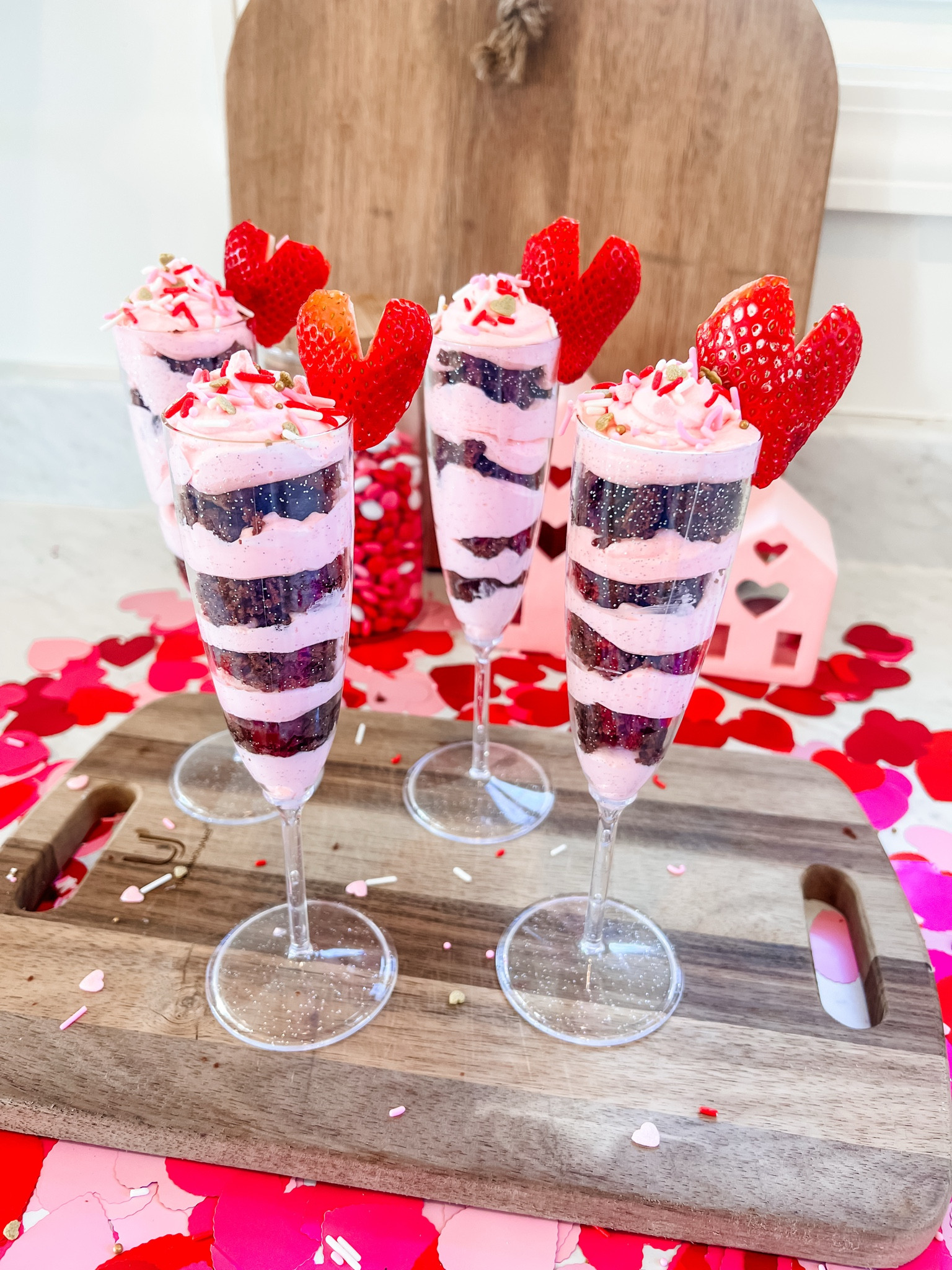 Valentine’s Day parfait 💕 

#LTKSeasonal #LTKStyleTip #LTKHome
