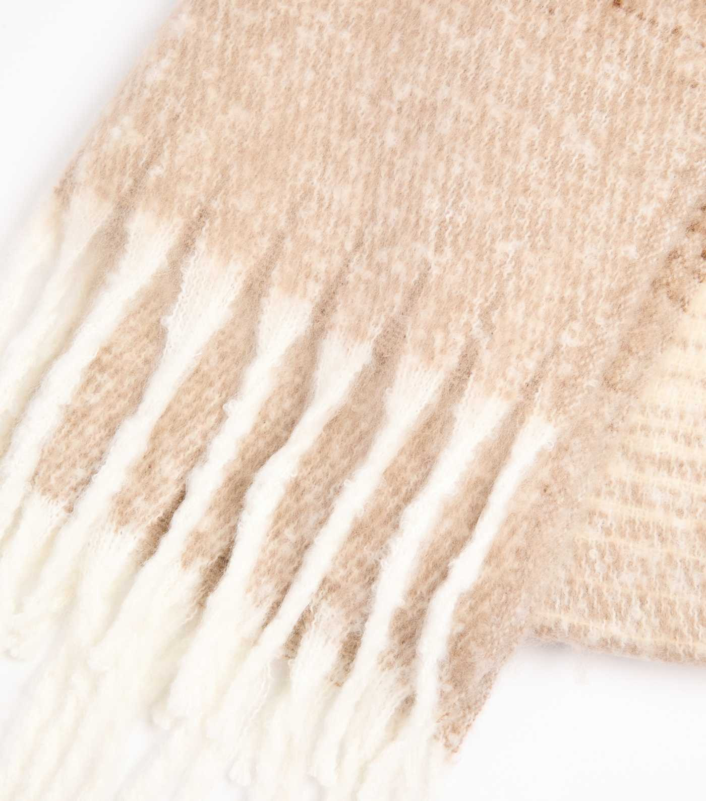 Blue Vanilla Brown Ombre Scarf
						
						Add to Saved Items
						Remove from Saved Items | New Look (UK)