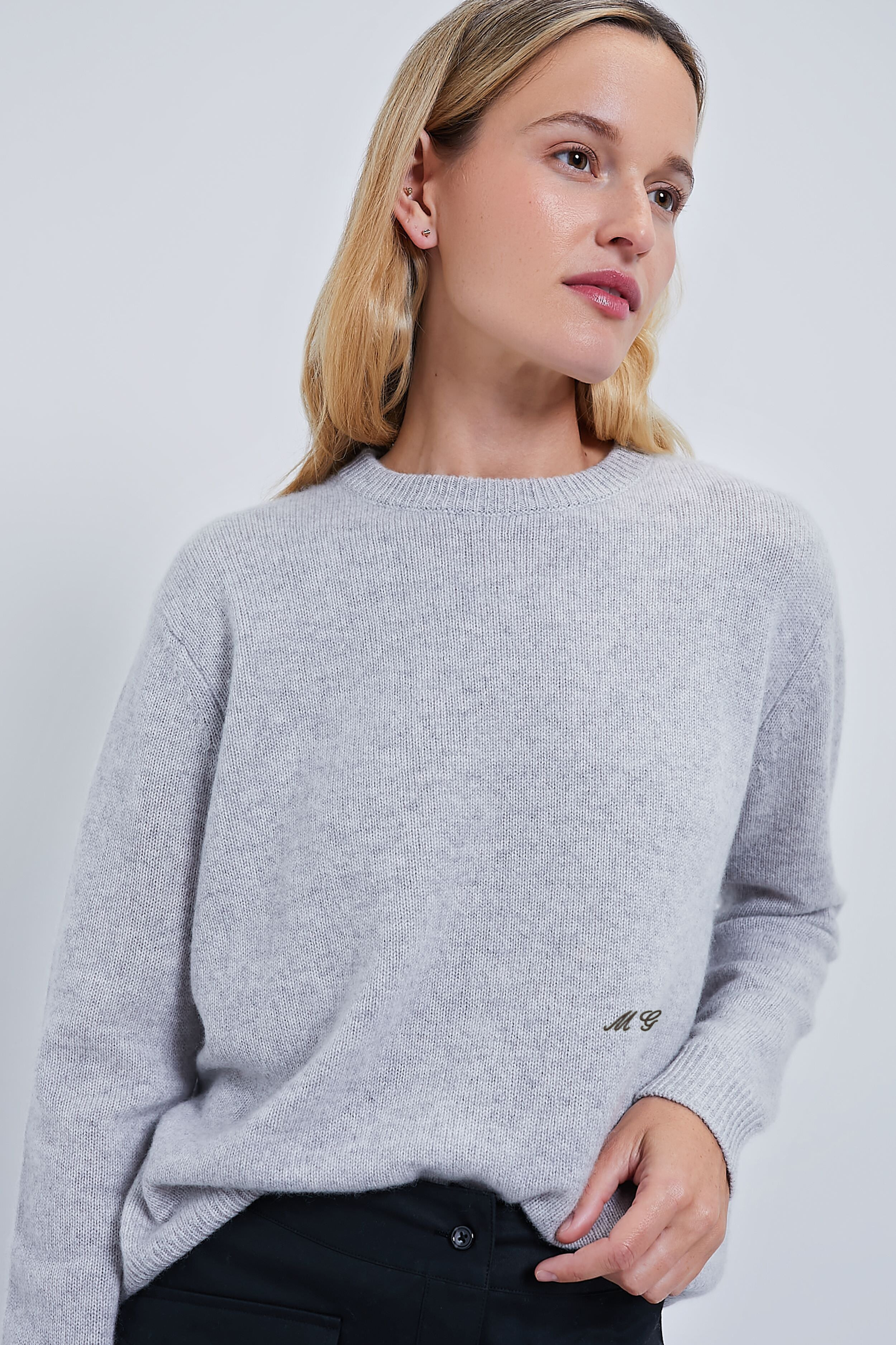 Gray Cashmere Bodie Boyfriend Crewneck | Tuckernuck (US)