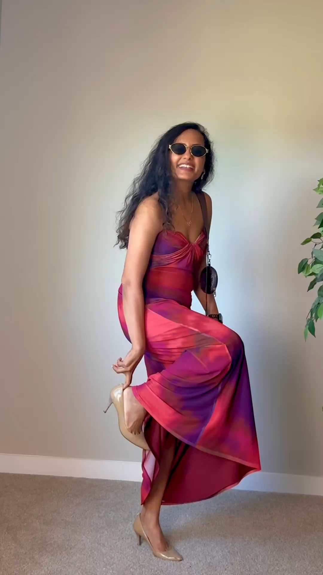 Maxi, mini or a jumpsuit? What would you wear to the party? All pieces are from @express. The quality is bomb 💫

#expressyou

#LTKParties #LTKWedding #LTKPetite