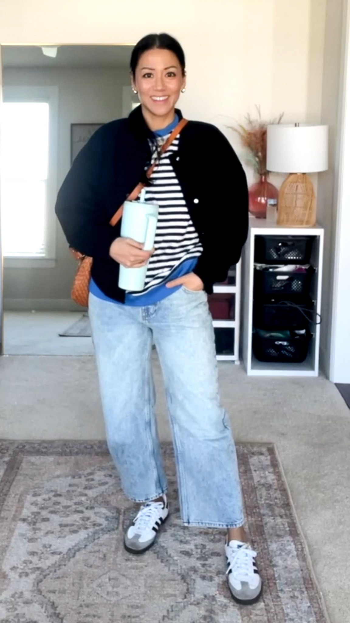 Size small sweatshirt
Size 25 jeans
Sized down 1/2 in sneakers 
Exact bomber is sold out from Old Navyy

#LTKStyleTip #LTKSaleAlert #LTKFindsUnder50