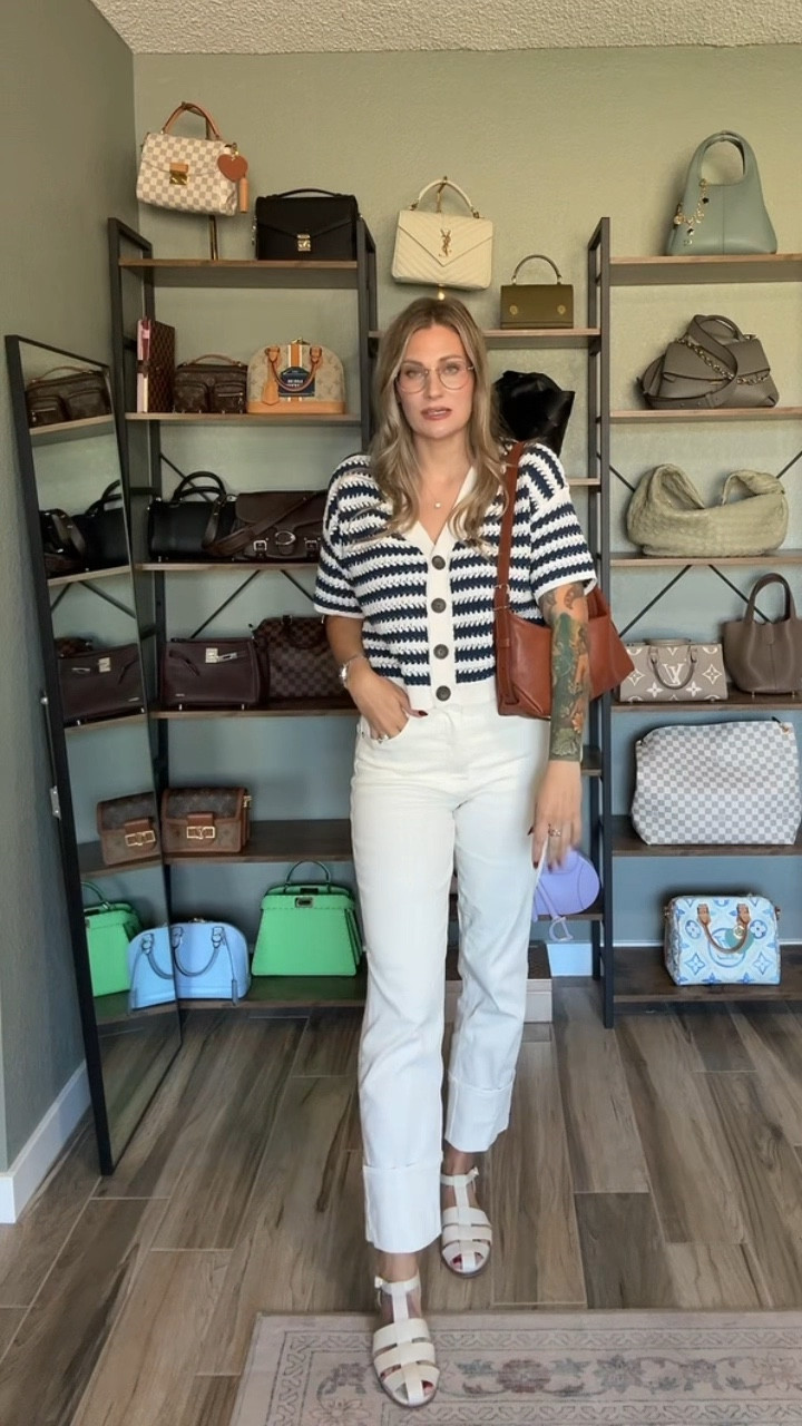 A good pair of brown leather lagers and a brown belt is just what this outfit needs 🤎

My jeans are a size 4 regular 
My top is a size M 
I’m 5’6 and 137lbs 

#LTKSaleAlert #LTKFindsUnder100 #LTKItBag