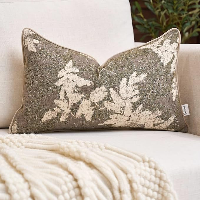 Yangest Neutral Leaf Pillow Cover 12 x 20 Inches, Vintage Chenille Rectangle Throw Pillow Cover S... | Amazon (US)