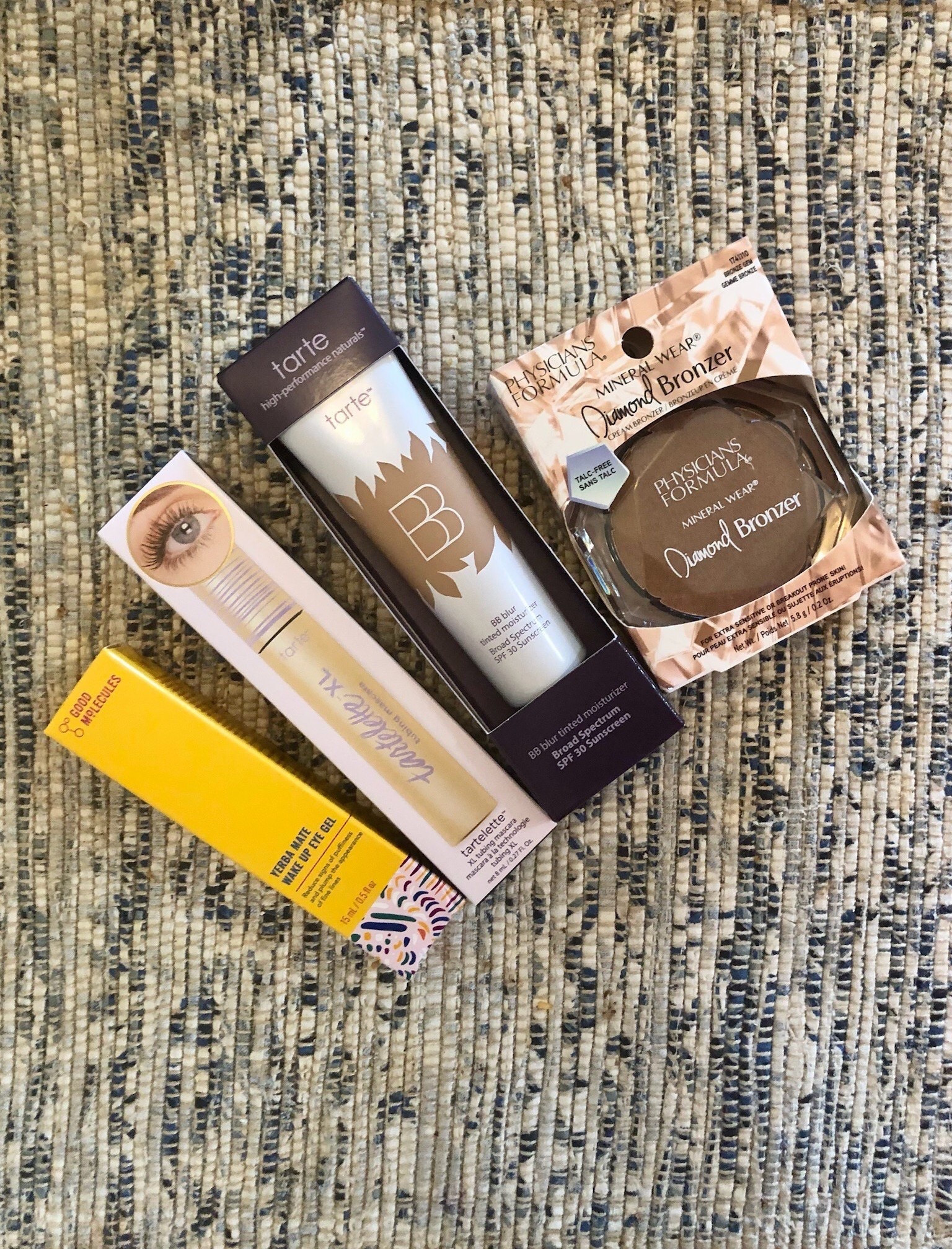 Our Beauty favs 💄 would make great stocking stuffers


Tarte mascara
Tarte bb cream
Physicians formula cream bronzer
good molecules eye serum 



#LTKHoliday #LTKGiftGuide #LTKBeauty