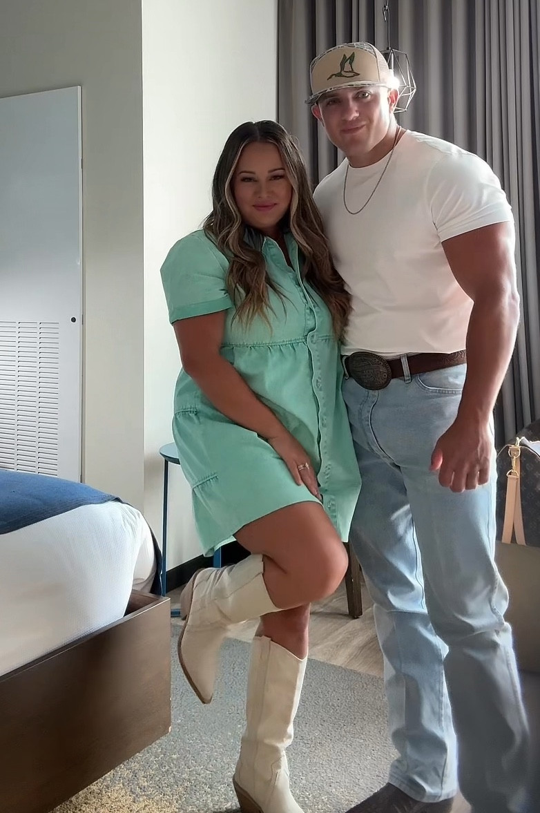 Date night to see Corey Kent outfit check! // country concert outfit // Amazon dress // 

#LTKfindsunder100 #LTKSeasonal #LTKstyletip