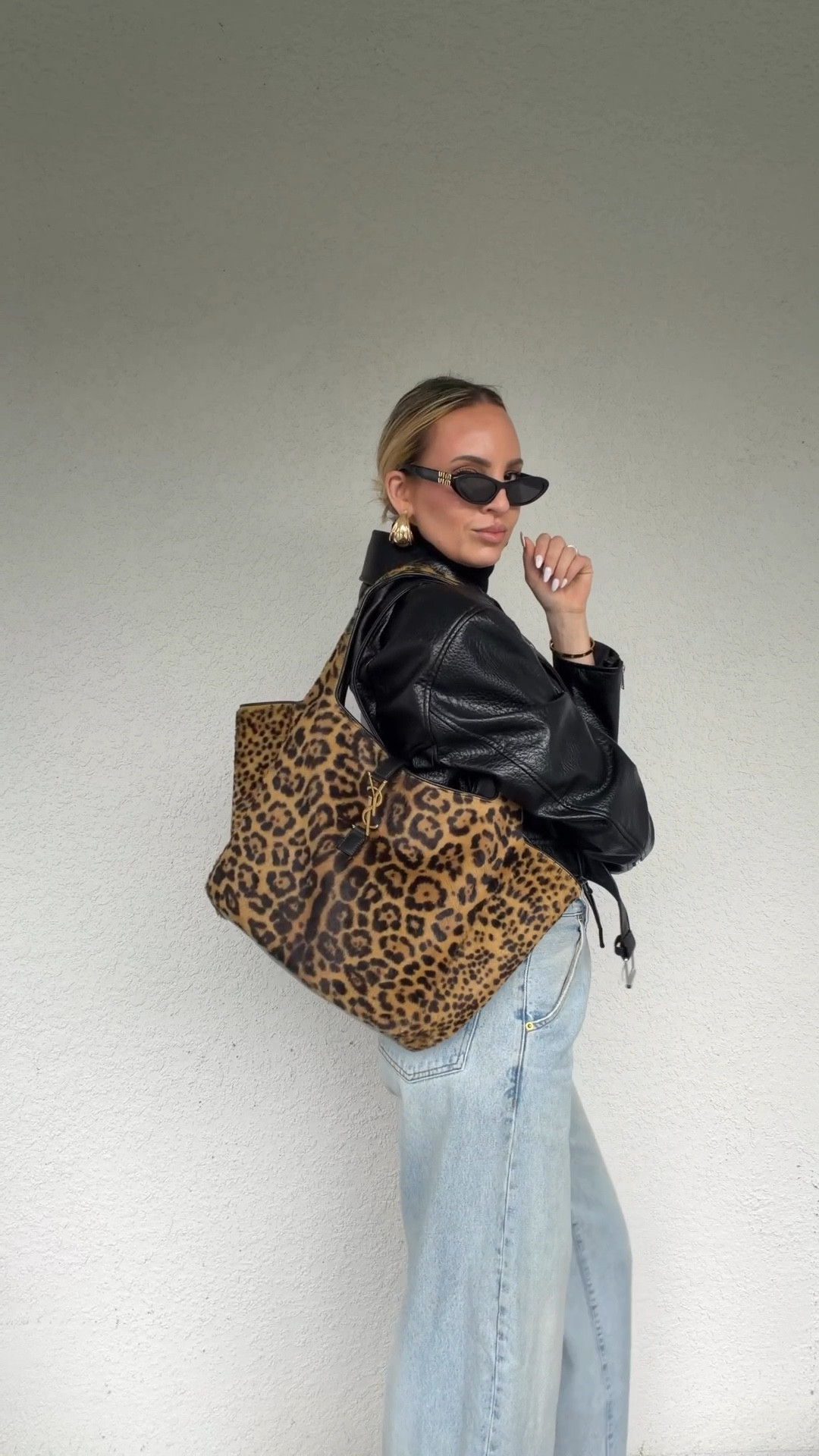 Wearing a small in this Zara top and a medium in the jacket 🙃 jeans run tts 

#LTKmomlife #LTKgrwm #LTKootd