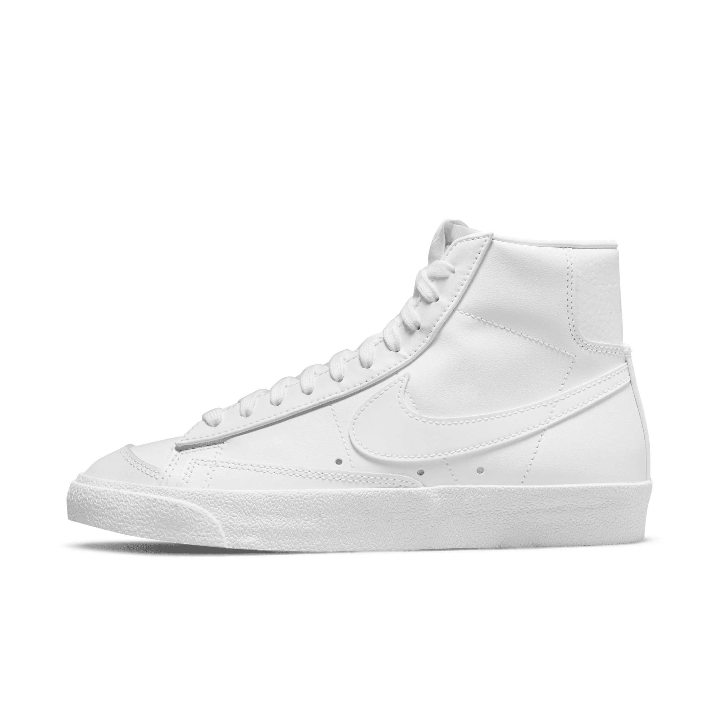 Nike Women's Blazer Mid '77 Vintage Shoes in White, Size: 7.5 | CZ1055-117 | Nike (US)
