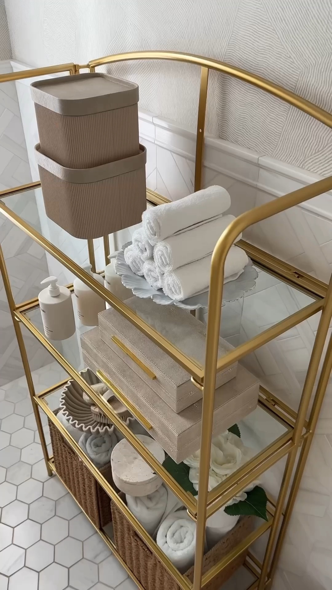 
Scroll to shop!! Follow for more finds!!! Xo! 💫

#LTKmomlife #LTKHome #LTKdayinmylife