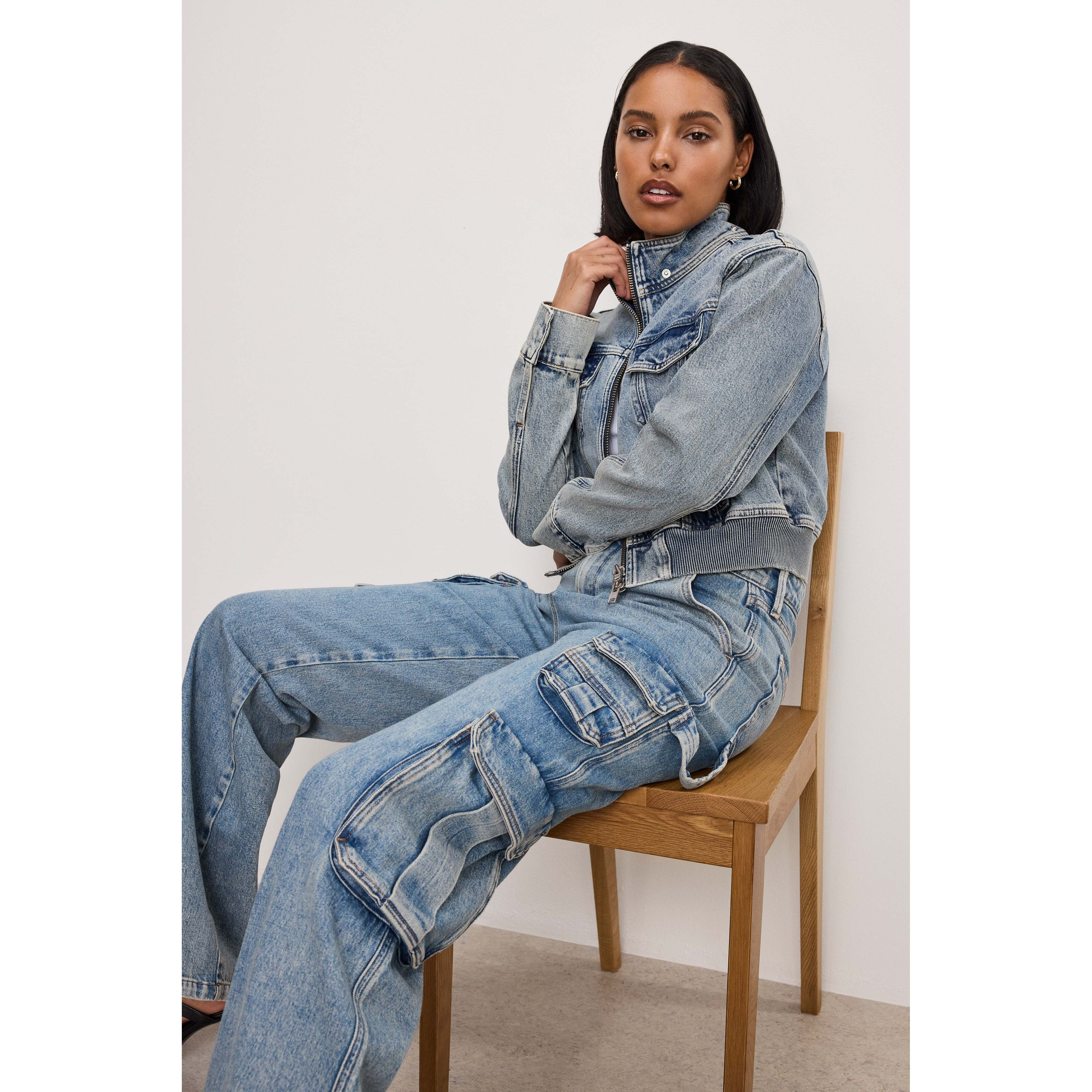 Women's Denim Cargo Pants | Indigo, Size 20 Plus | Good American by KhloÃ© Kardashian | Good American