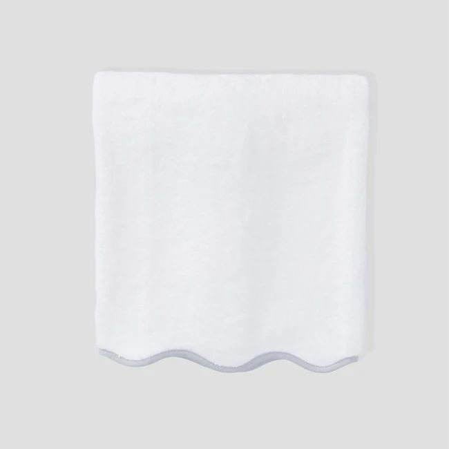 Scallop Bath Towel | Weezie Towels