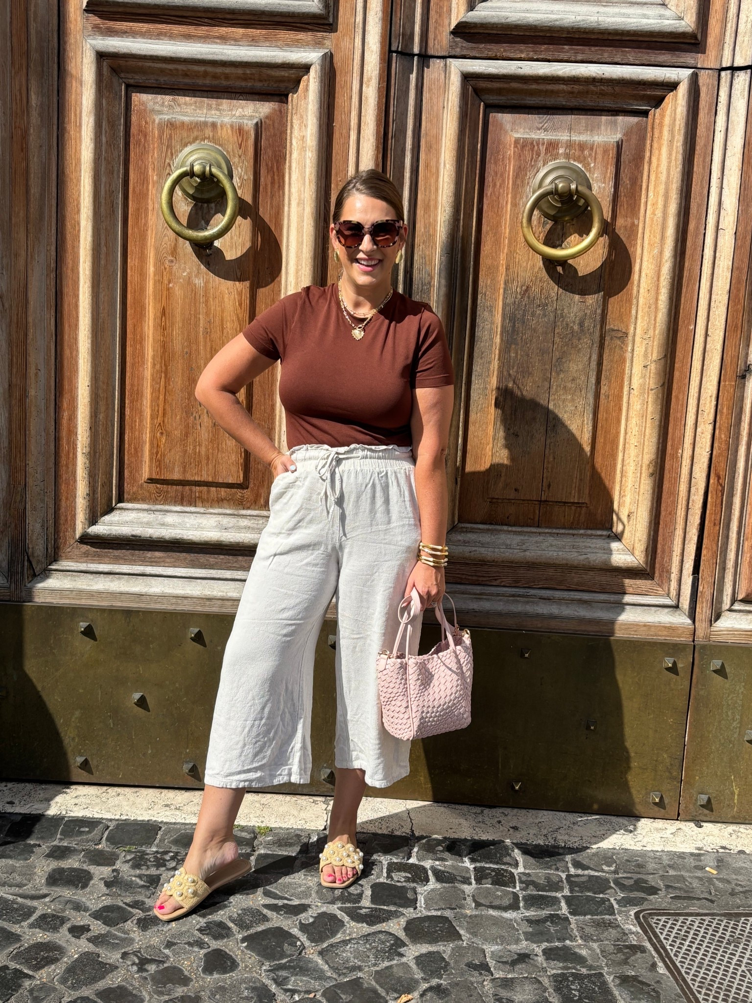What I wore to walk around Rome, the best linen pants 🤎🫶🏻

#LTKMidsize #LTKStyleTip #LTKSummerEdit