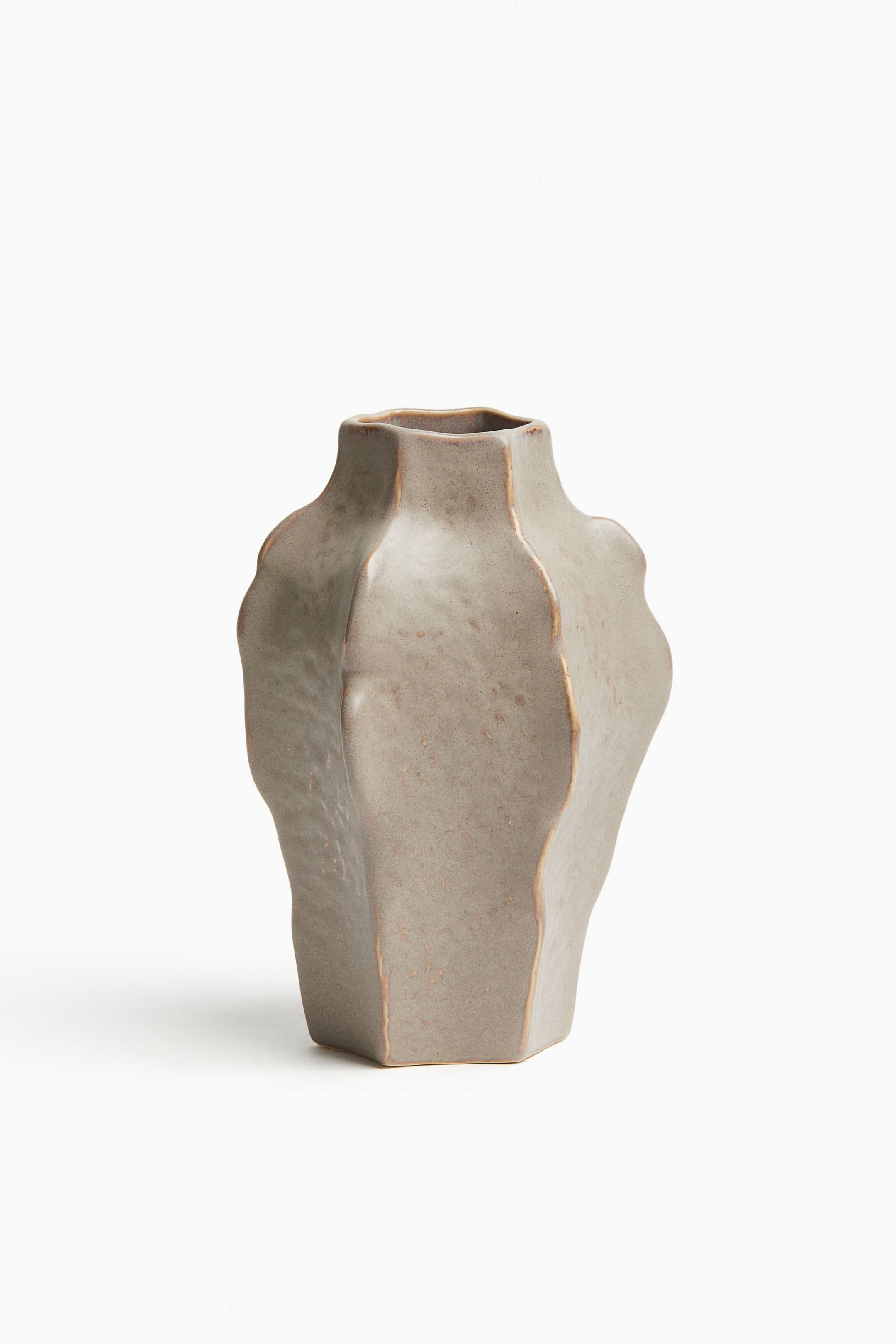 Kleine Vase aus Steingut - Dunkles Greige - Home All | H&M AT | H&M (DE, AT, CH, NL, FI)