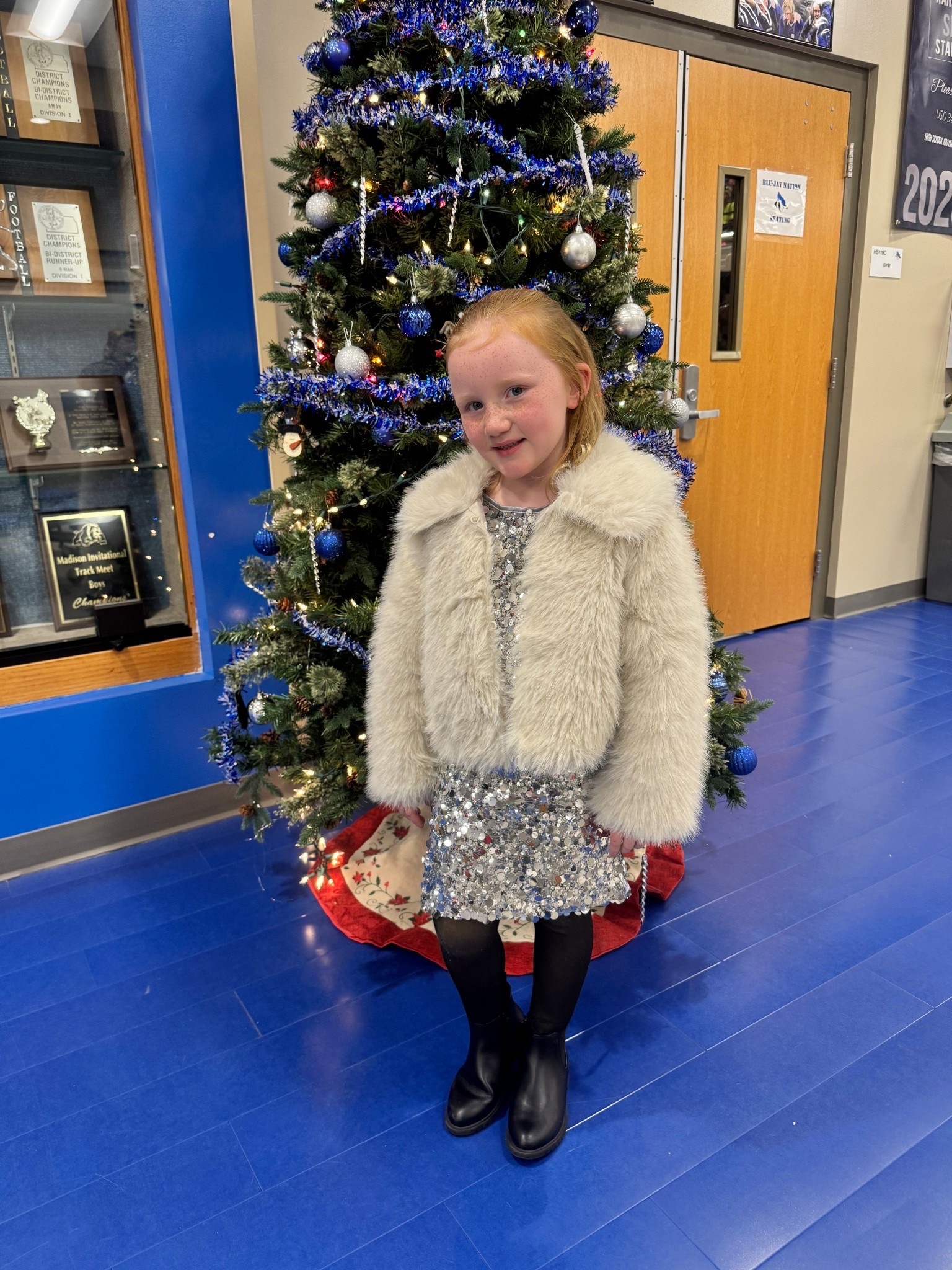 Calis Christmas concert outfit was PERFECT!