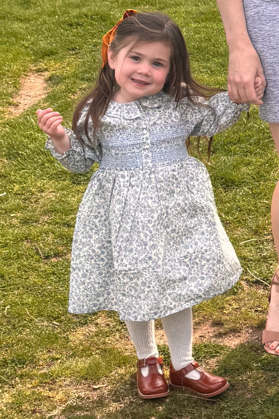 Amazing little girl dress under $30 - washes and wears amazing 